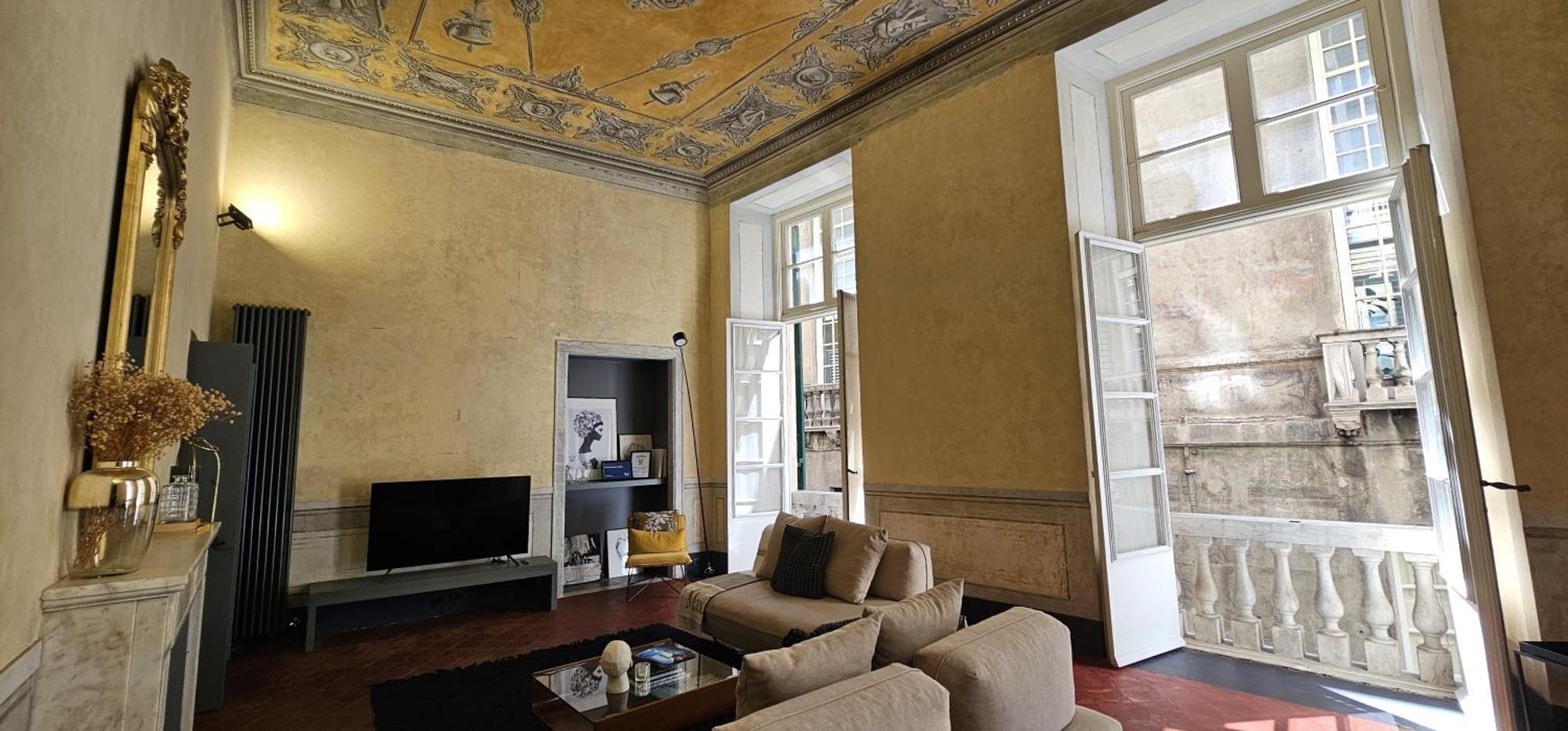 Eleven Luxury - Dimora Affrescata Del '500 A Pochi Passi Dall'acquario Apartment